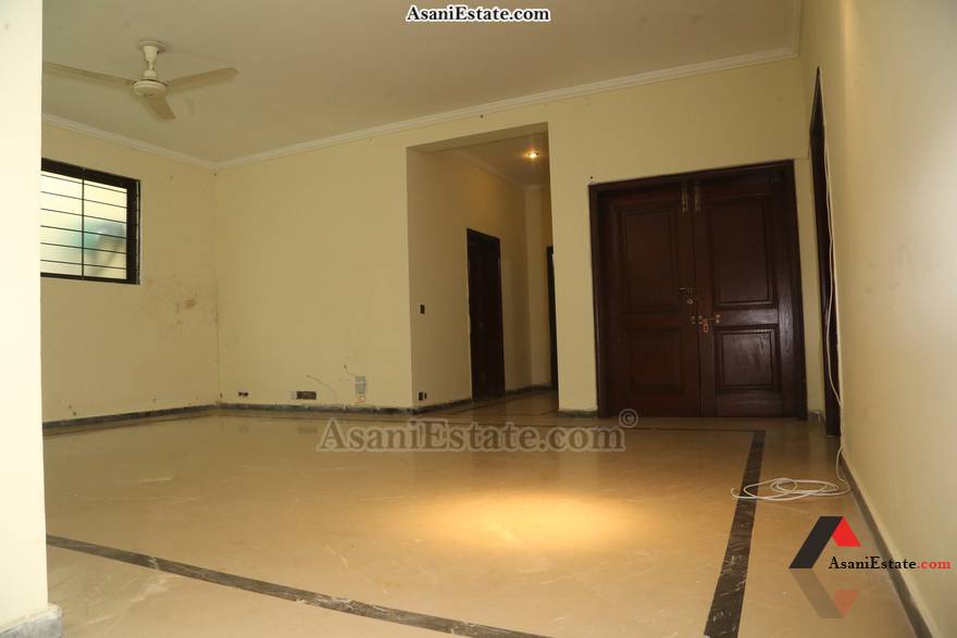 Basement Livng/Drwing Rm 50x90 feet 1 Kanal house for rent Islamabad sector E 11 