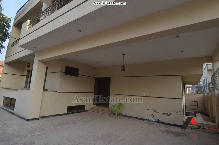 Ground Floor Main Entrance 42x85 feet 16 Marla house for sale Islamabad sector E 11 